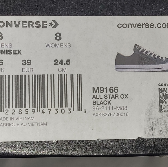 Brand new Converse - Picture 6 of 6
